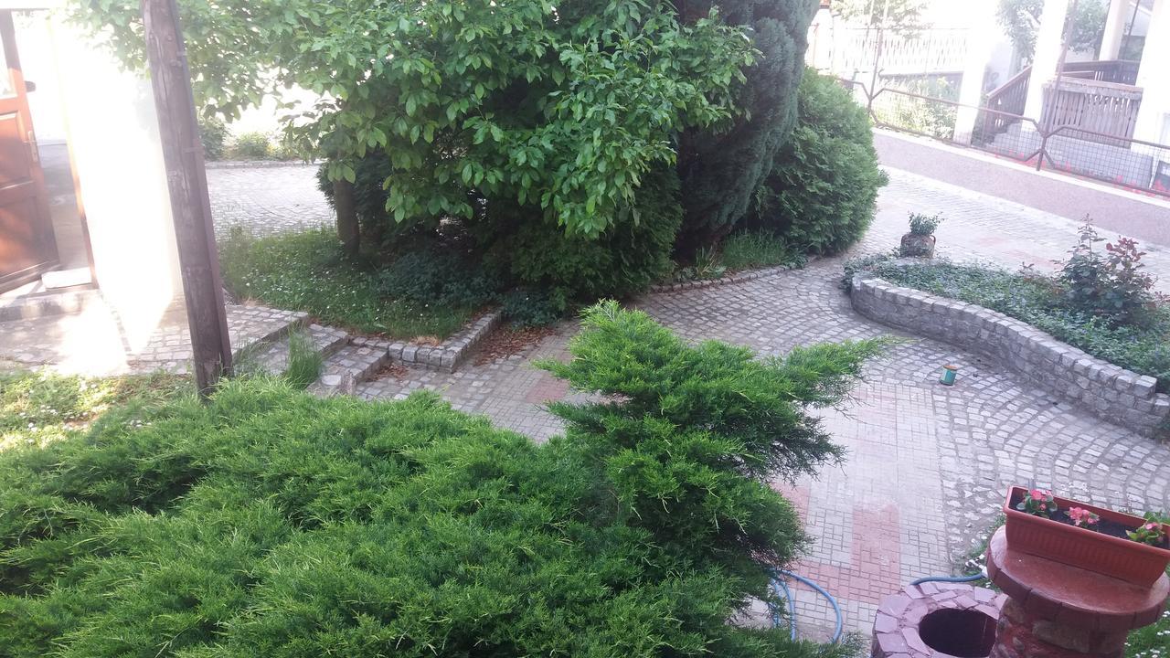 Guest House Stefanovic Враня Екстериор снимка