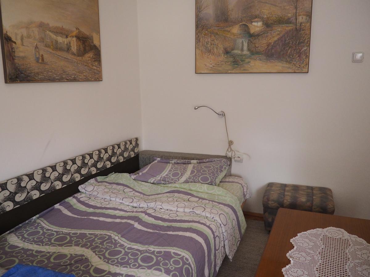 Guest House Stefanovic Враня Екстериор снимка