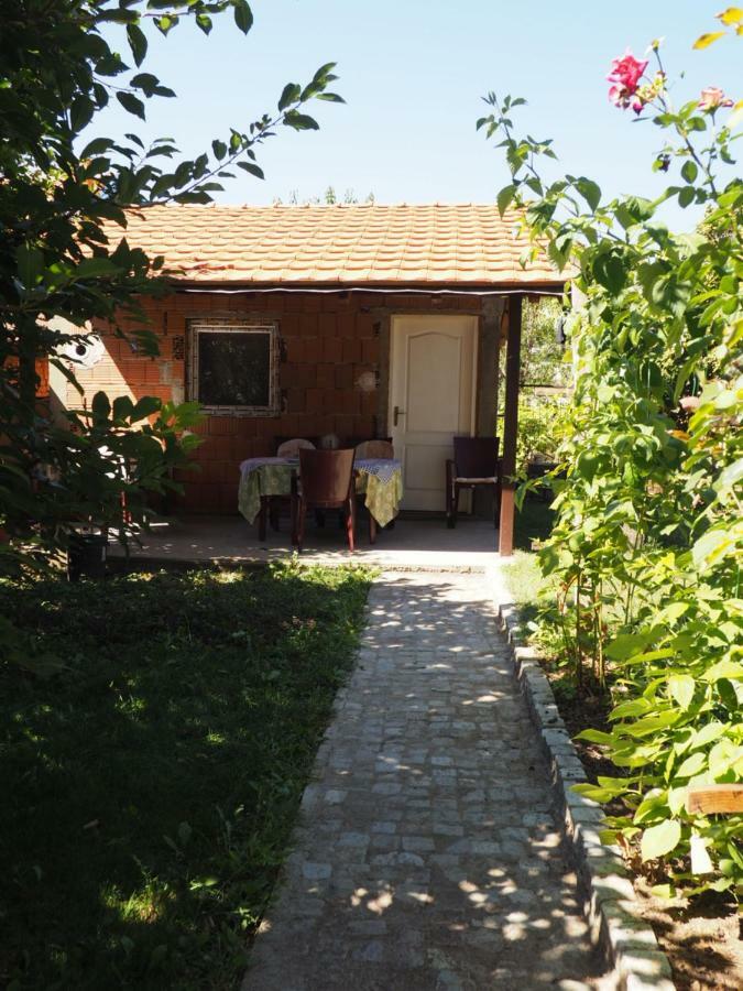Guest House Stefanovic Враня Екстериор снимка