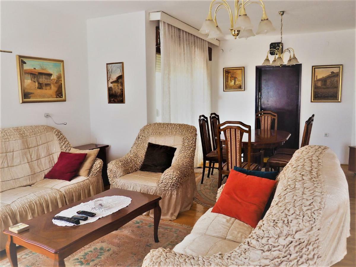 Guest House Stefanovic Враня Екстериор снимка