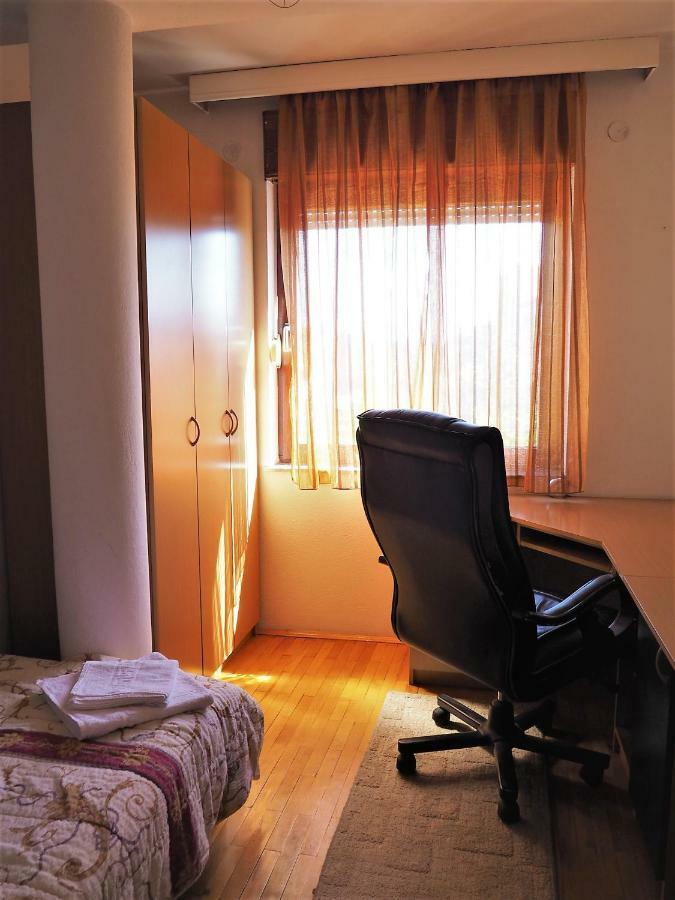 Guest House Stefanovic Враня Екстериор снимка